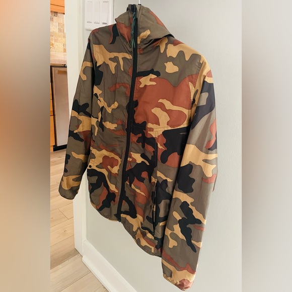 Herschel Camo Raincoat - Picture 5 of 7